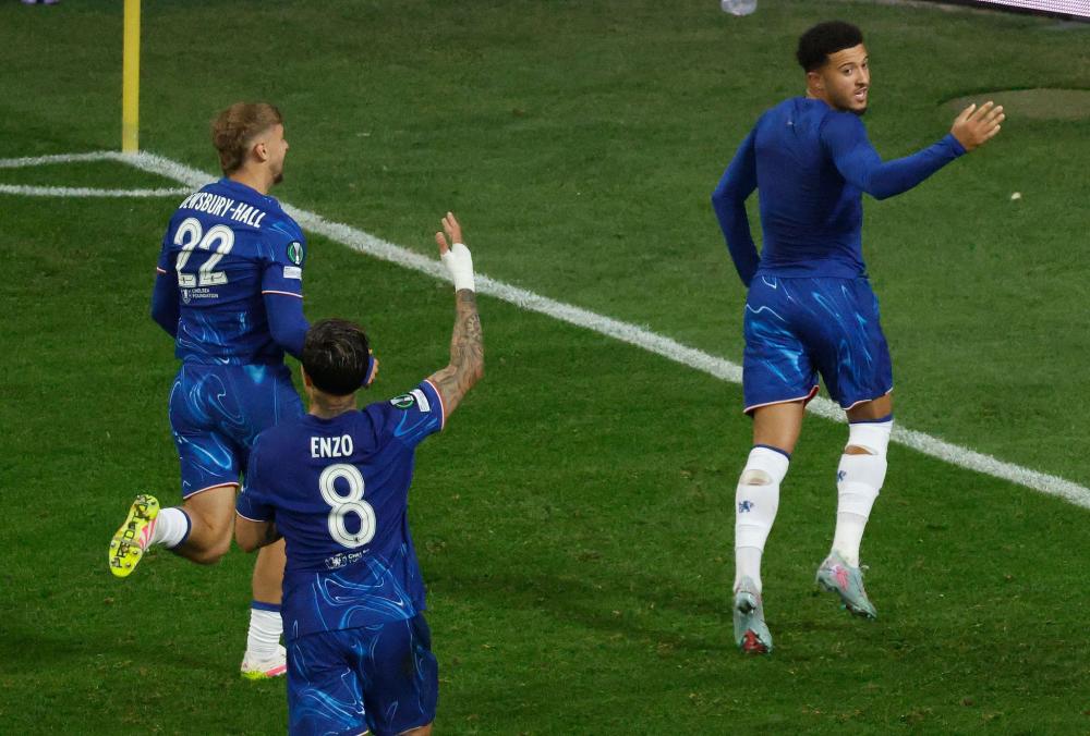 广东大胜江苏！徐杰王洪泽砍33分，4替补齐发挥，奎因陈家政打铁