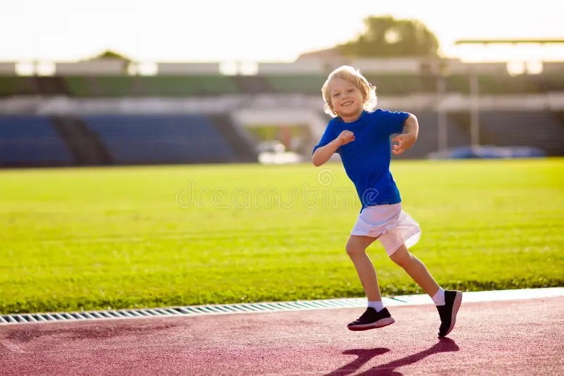 喀麦隆国脚尼亚马雷乌出轨，被女友曝光整个抓奸过程